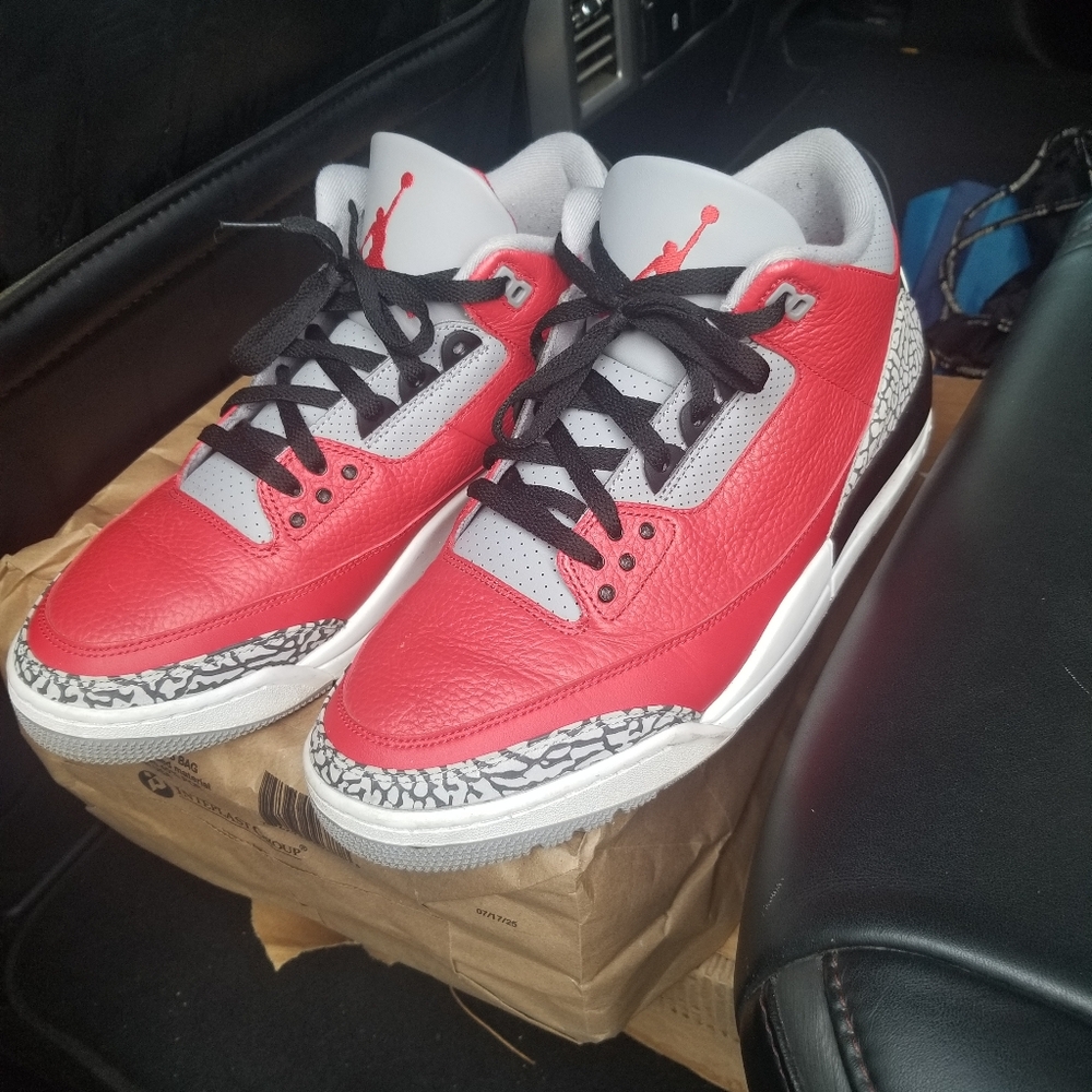 Jordan 3s Sneakers in Red and White